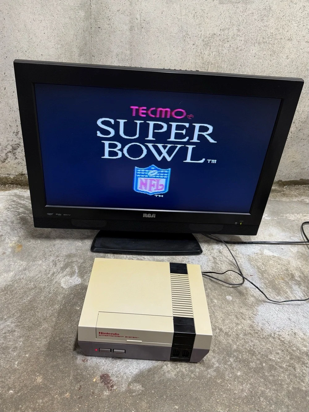 Tecmo Super Bowl Nintendo NES 1991 Authentic Tested Football
